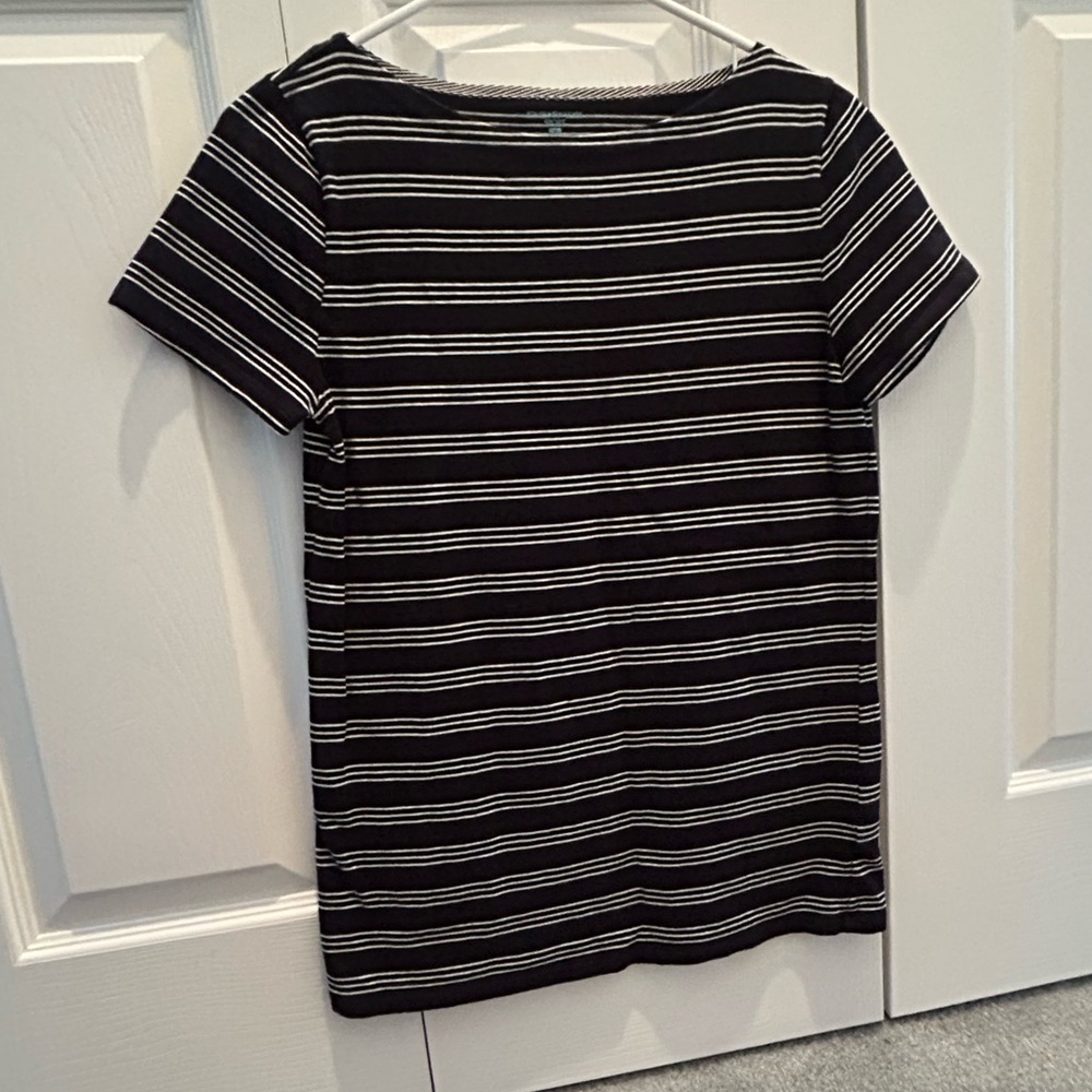 Jones New York Sport Women’s Black and White Stripe Short-Sleeve Shirt Top M